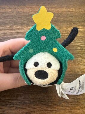 DISNEY Tsum Tsum Mini Goofy Plush 3.5" Christmas Tree Costume Advent 2018